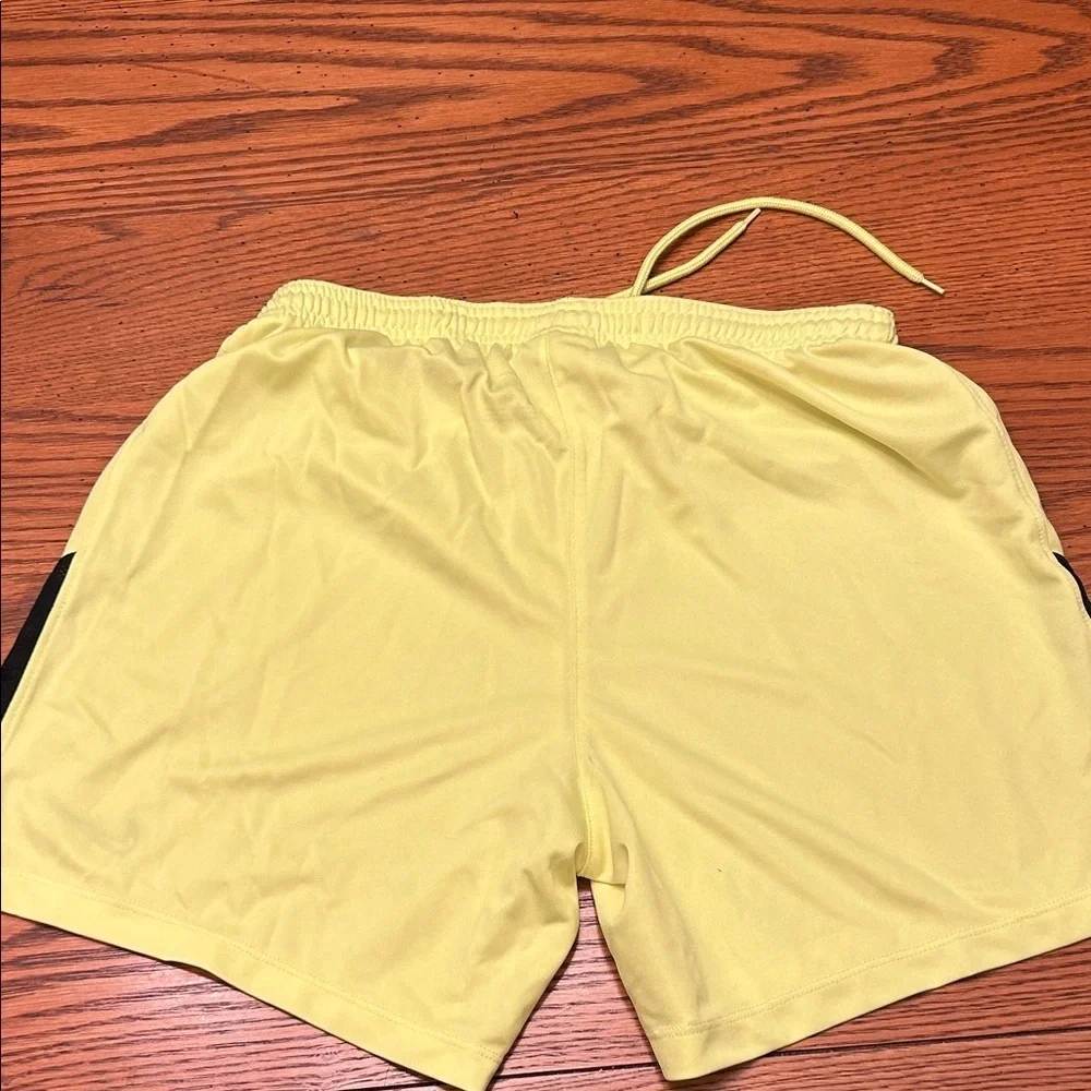 Nike Men's Bright Yellow Athletic Shorts/8
